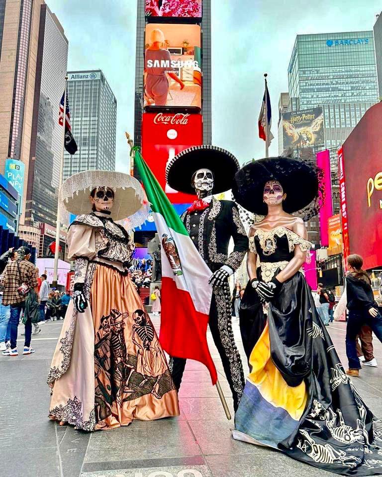 CON ILUSTRACIONES ÚNICAS Y CATRINAS, LA CIUDAD DE NUEVA YORK CELEBRA MEXICO WEEK 